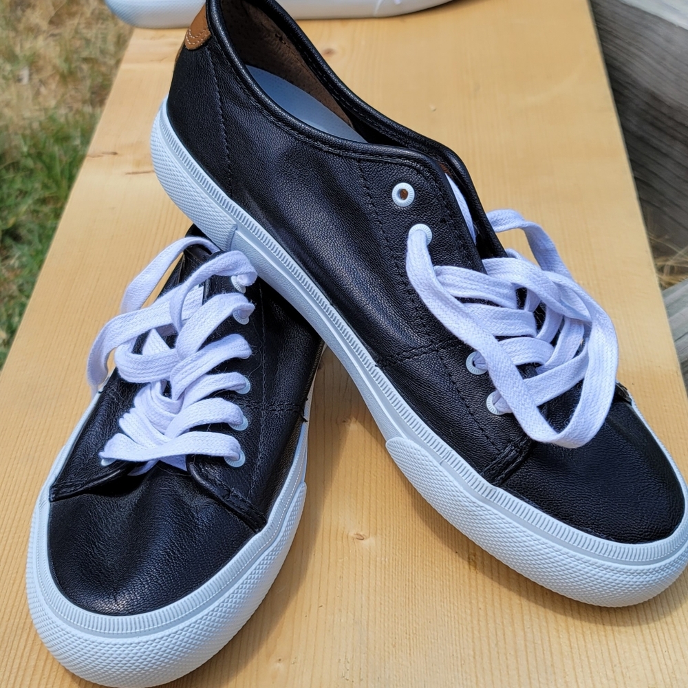 NEW FRYE leather sneakers